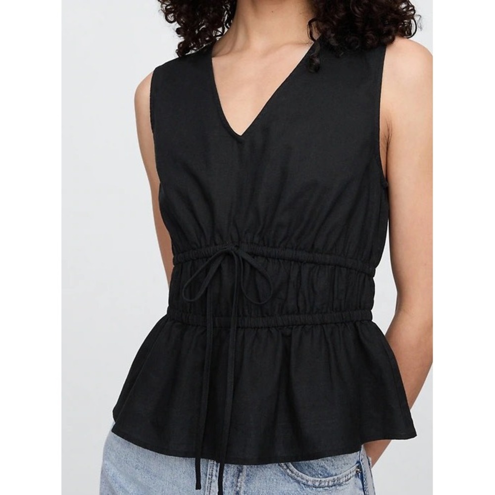 NEW GAP Peplum Top Large Black Linen Blend Sleeveless V-Neck Smocked Waist